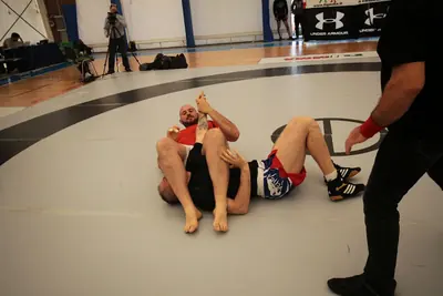 Alessandro Frezza durante un combattimento